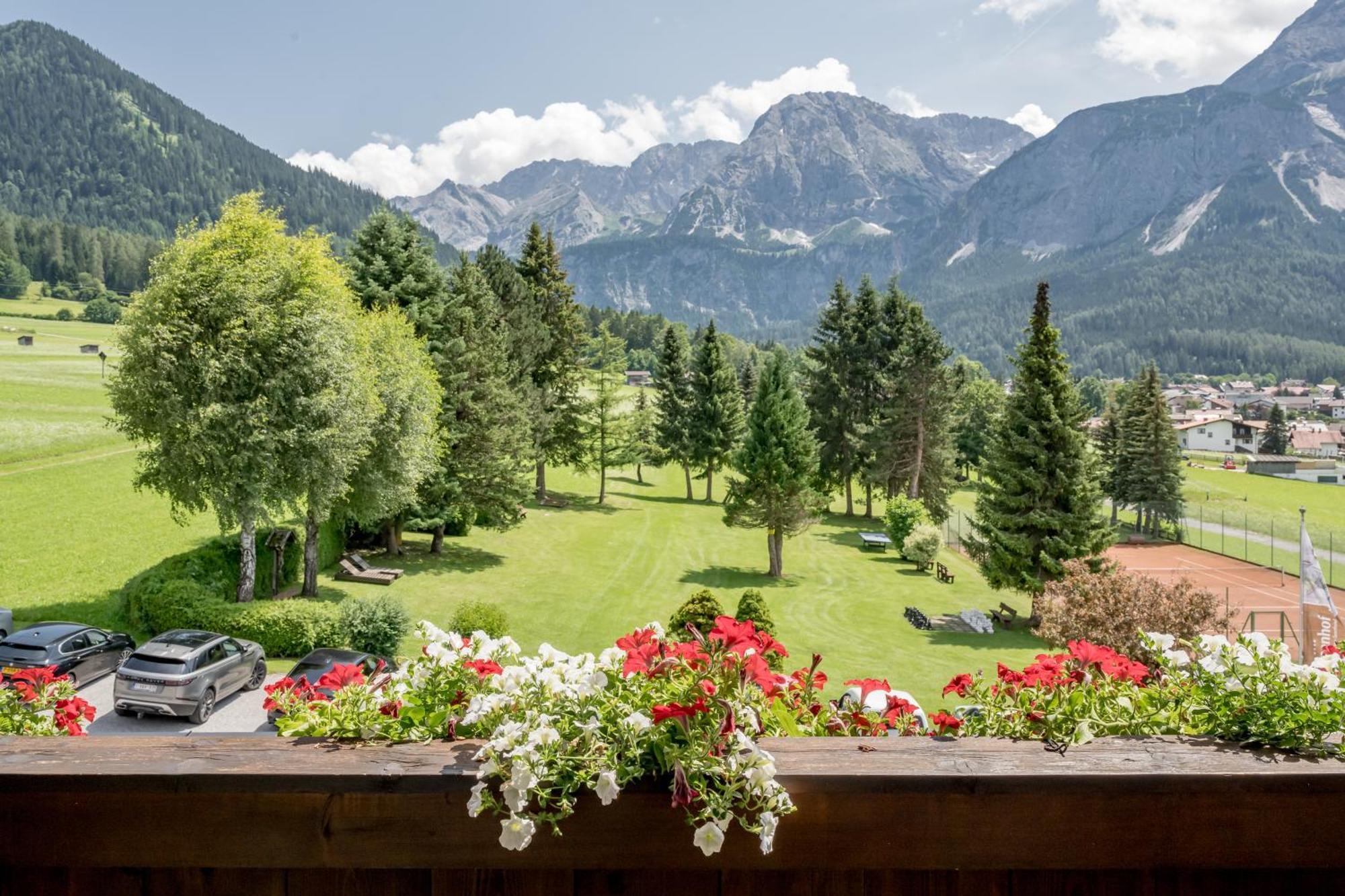 Wellness & Sporthotel Alpenhof Ервалд Екстериор снимка